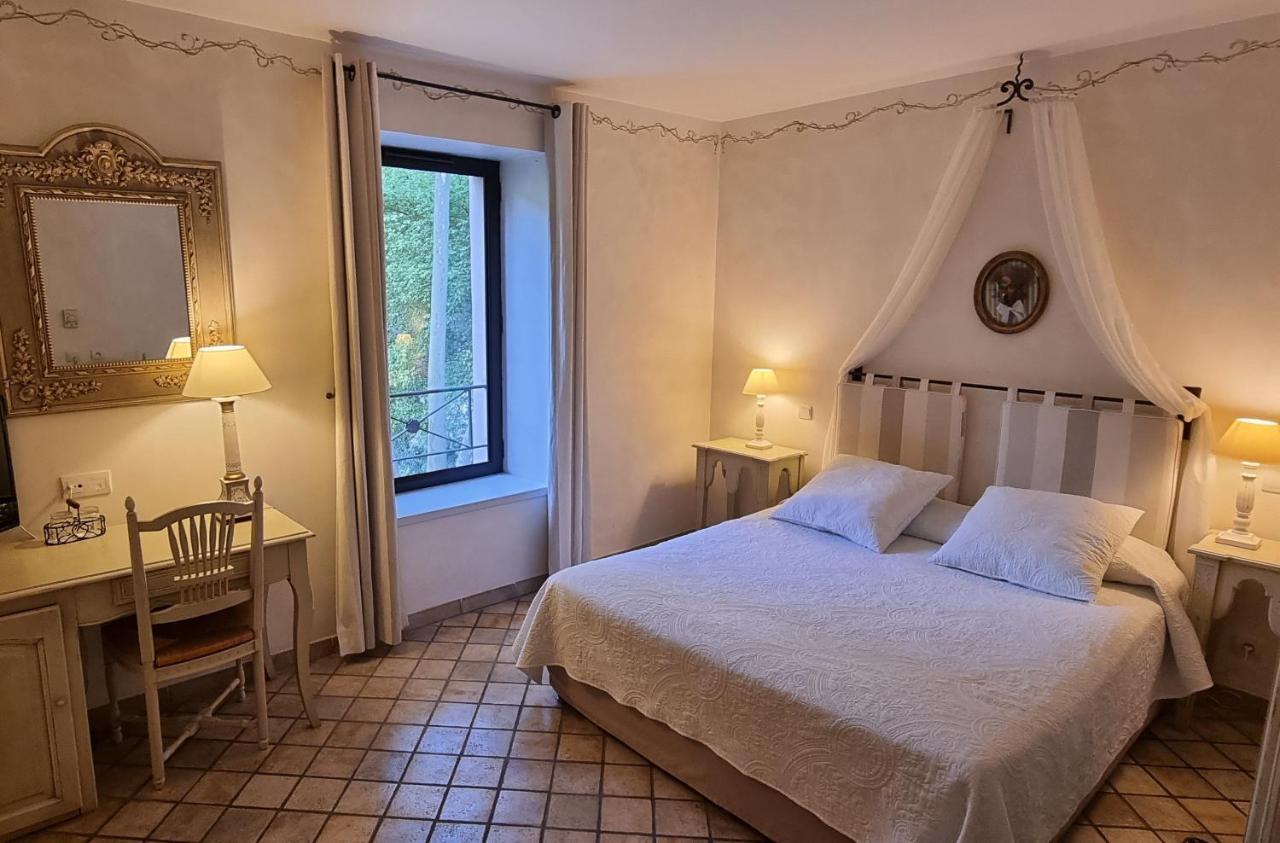 Du Poète Hotel Fontaine-de-Vaucluse