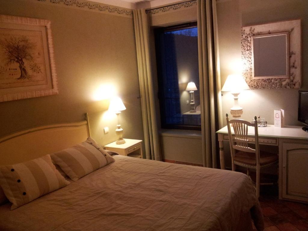 Du Poete Hotel 3*