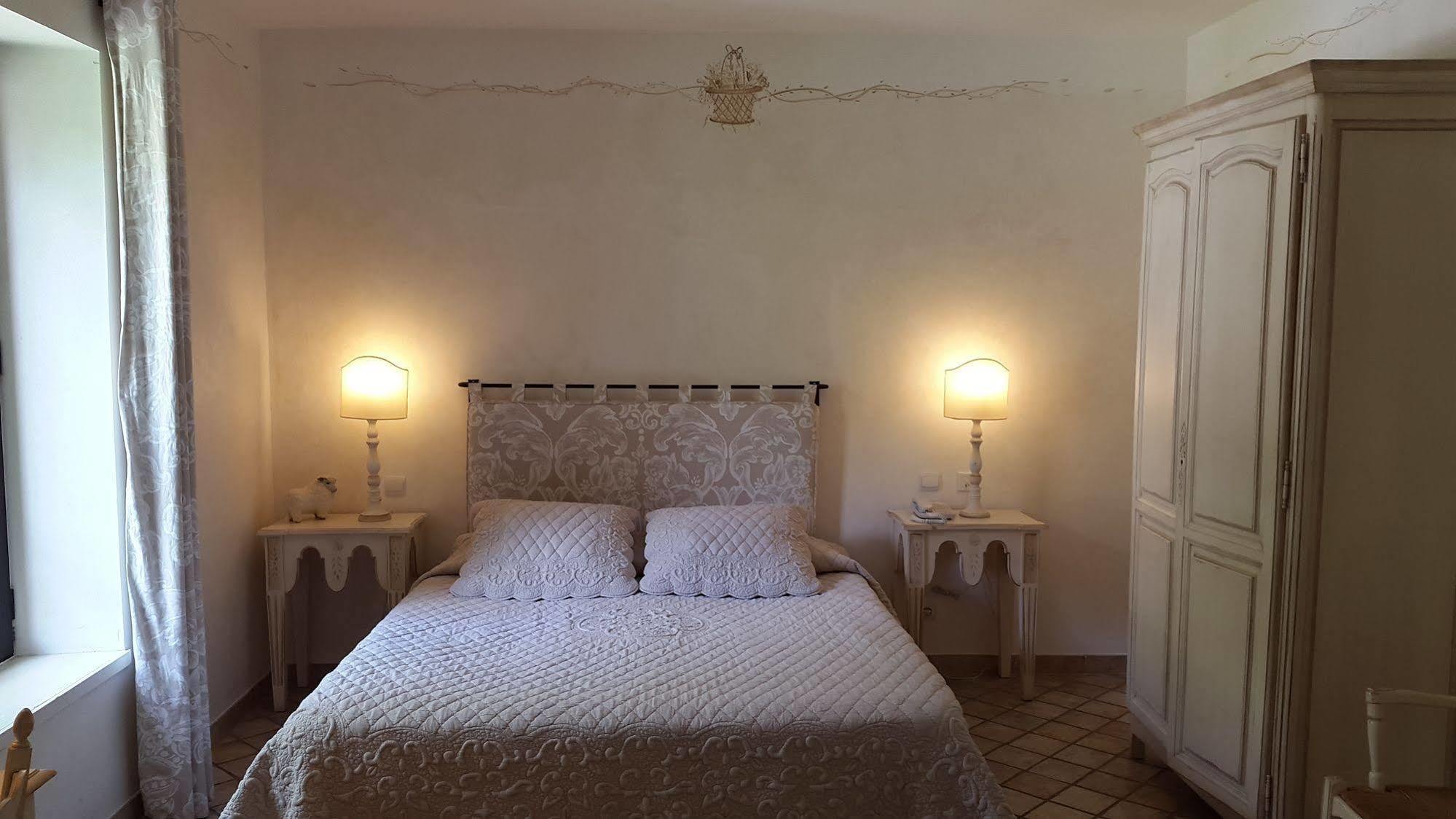 Du Poete Hotel Fontaine-de-Vaucluse